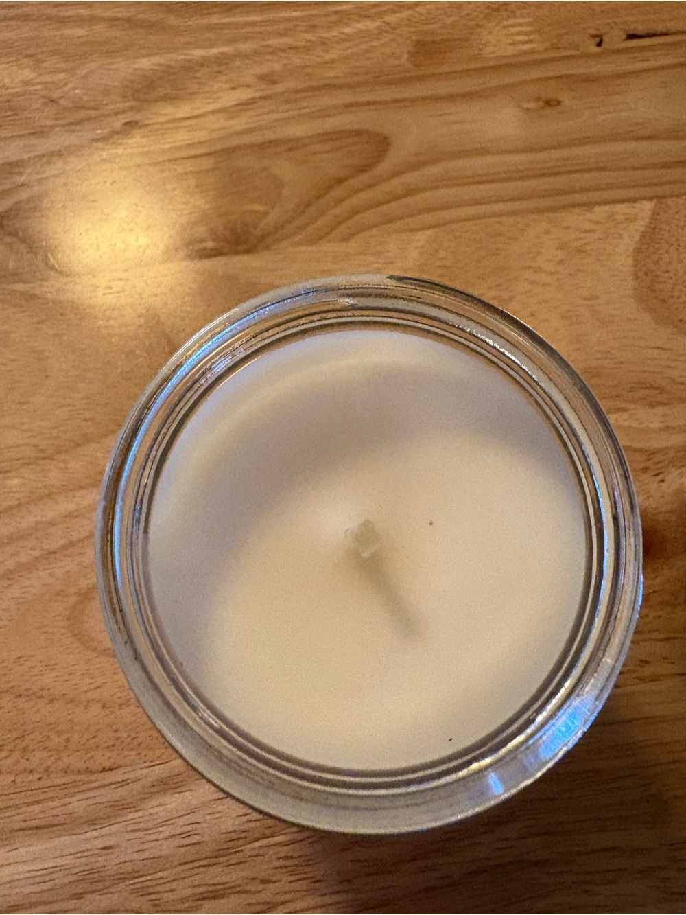 White Barn Pink Label Strawberry Melon Candle - Picture 2 of 3